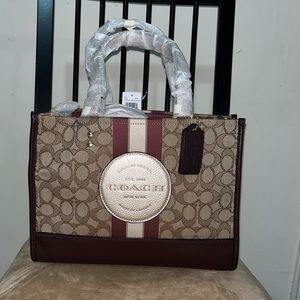 Brand new coach jiquard bag with signature patch